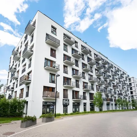 Magazynowa Classy By Bookinghost * Varşova